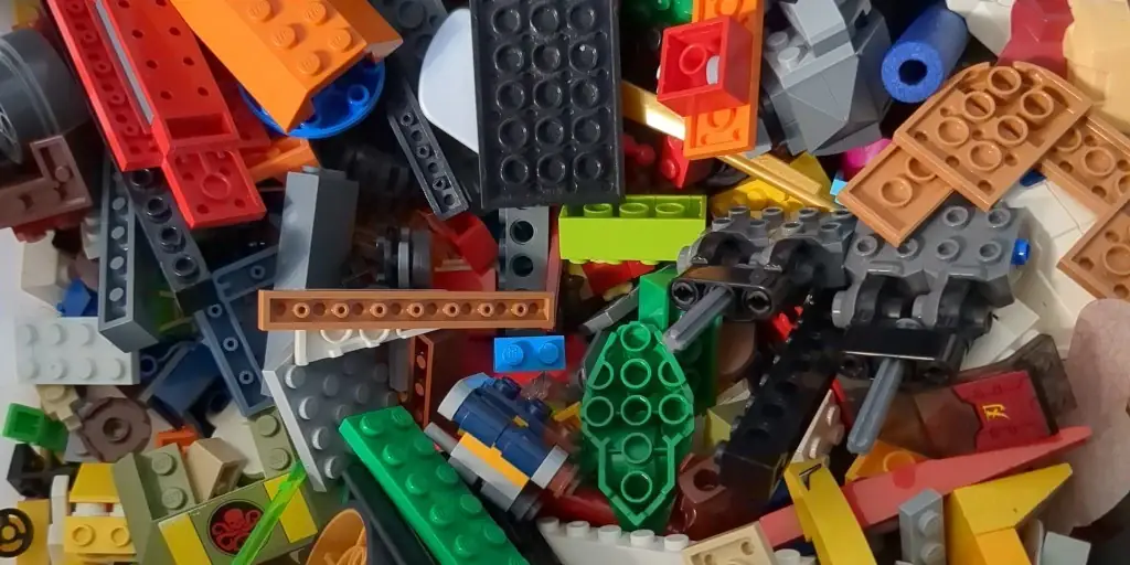 A pile of Lego blocks