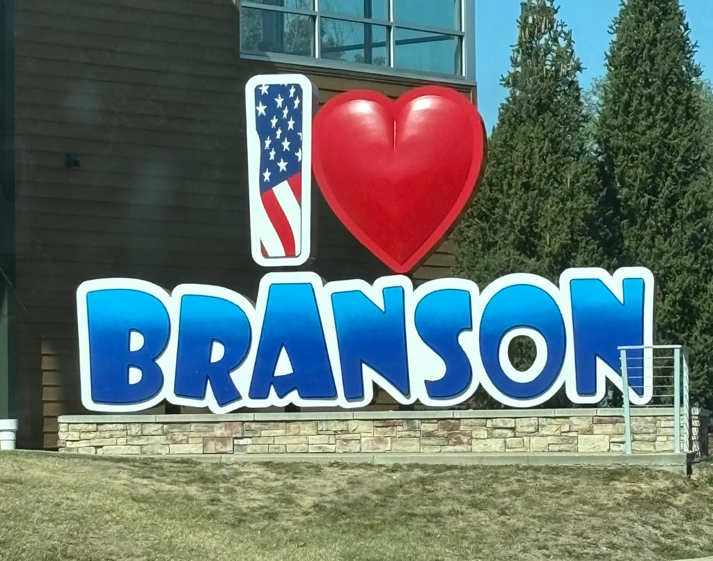 Travel Log 4: Stampeding Through Branson